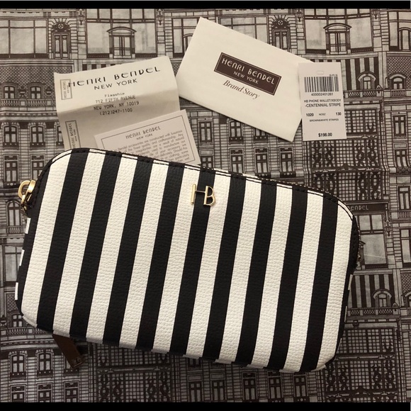 henri bendel Handbags - Henri Bendel Phone Wallet Crossbody Bag Centennial